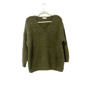 🟢Altar’d State Green Oversized Bucle Soft Sweater Size M/L